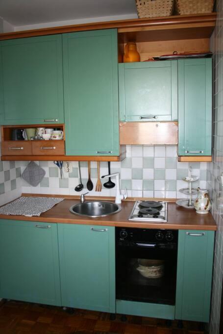 Bright Flat In The Lower Town Загреб Екстериор снимка