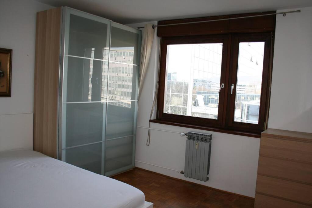 Bright Flat In The Lower Town Загреб Екстериор снимка